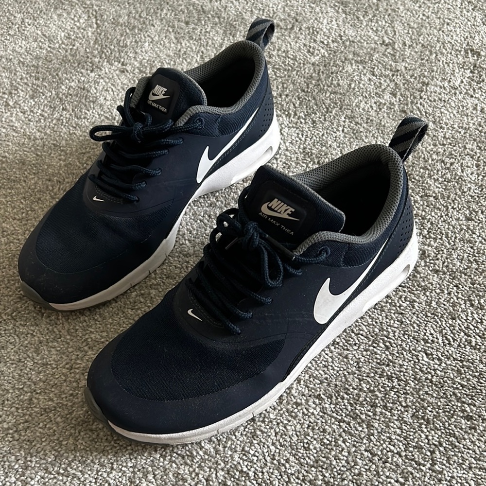 Nike air max thea navy sneakers